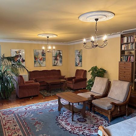 Galéria Vendégház Mezőkövesd Extérieur photo