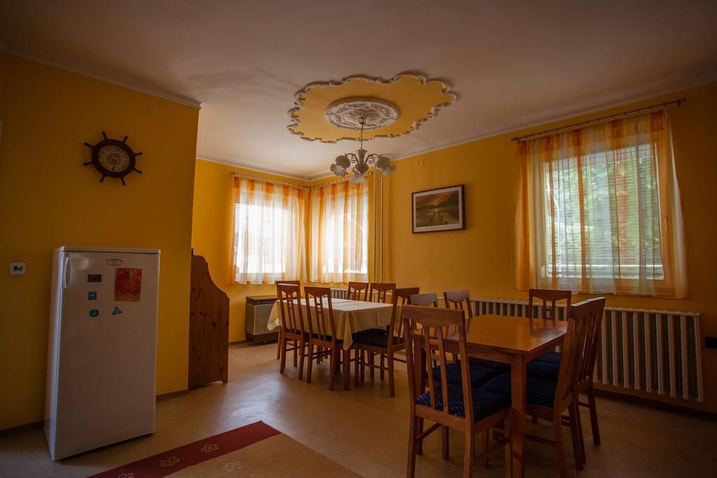 Galéria Vendégház Mezőkövesd Extérieur photo